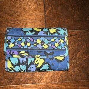Vera Bradley Indigo Pop Wallet